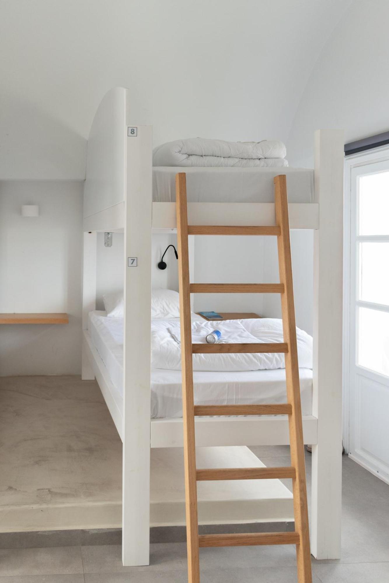 Central Hostel Oia Εξωτερικό φωτογραφία